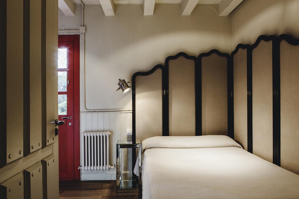 Hotel Iraragorri Galdakao Bagian luar foto