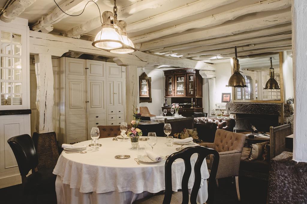 Hotel Iraragorri Galdakao Bagian luar foto
