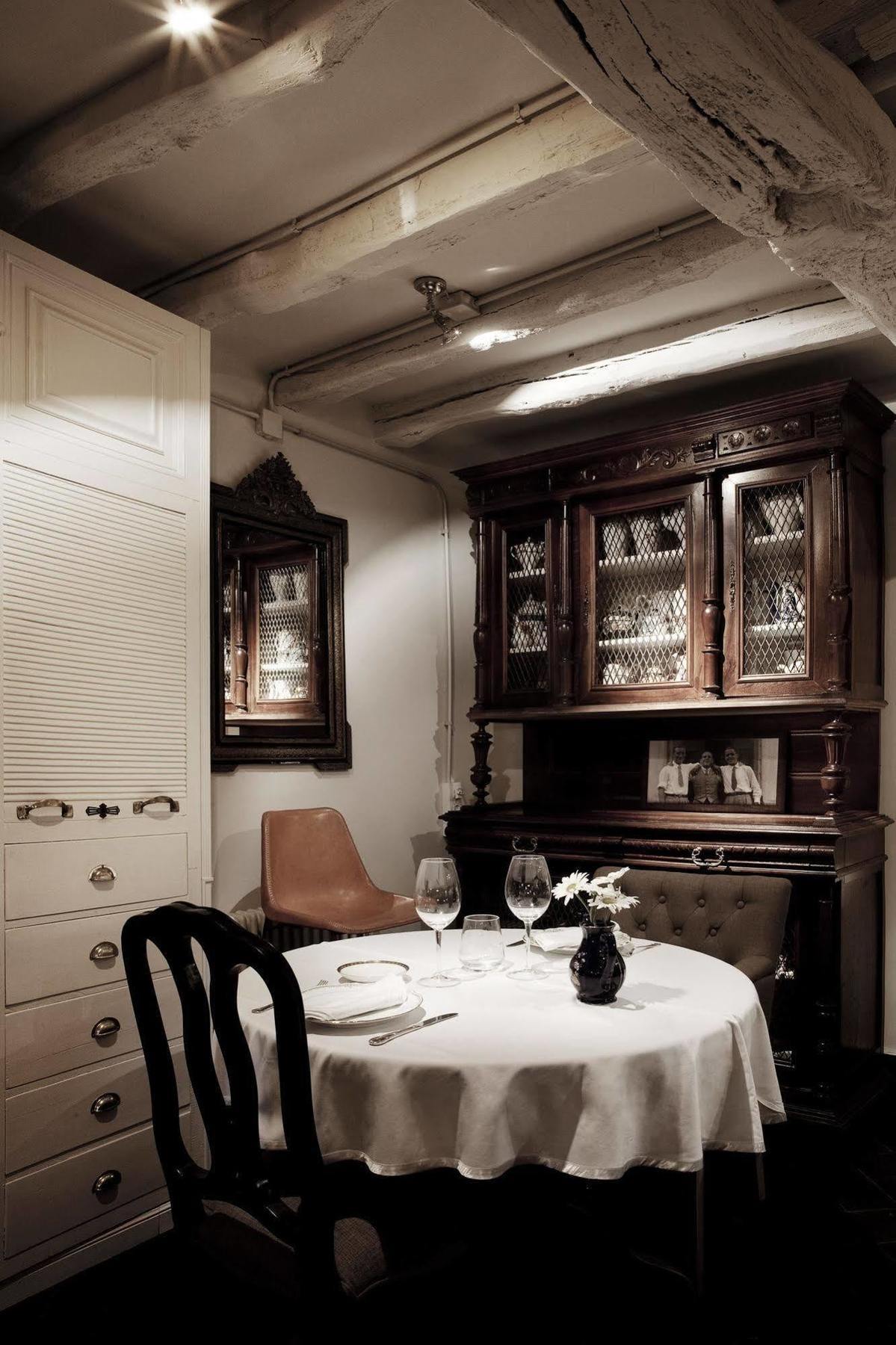 Hotel Iraragorri Galdakao Bagian luar foto