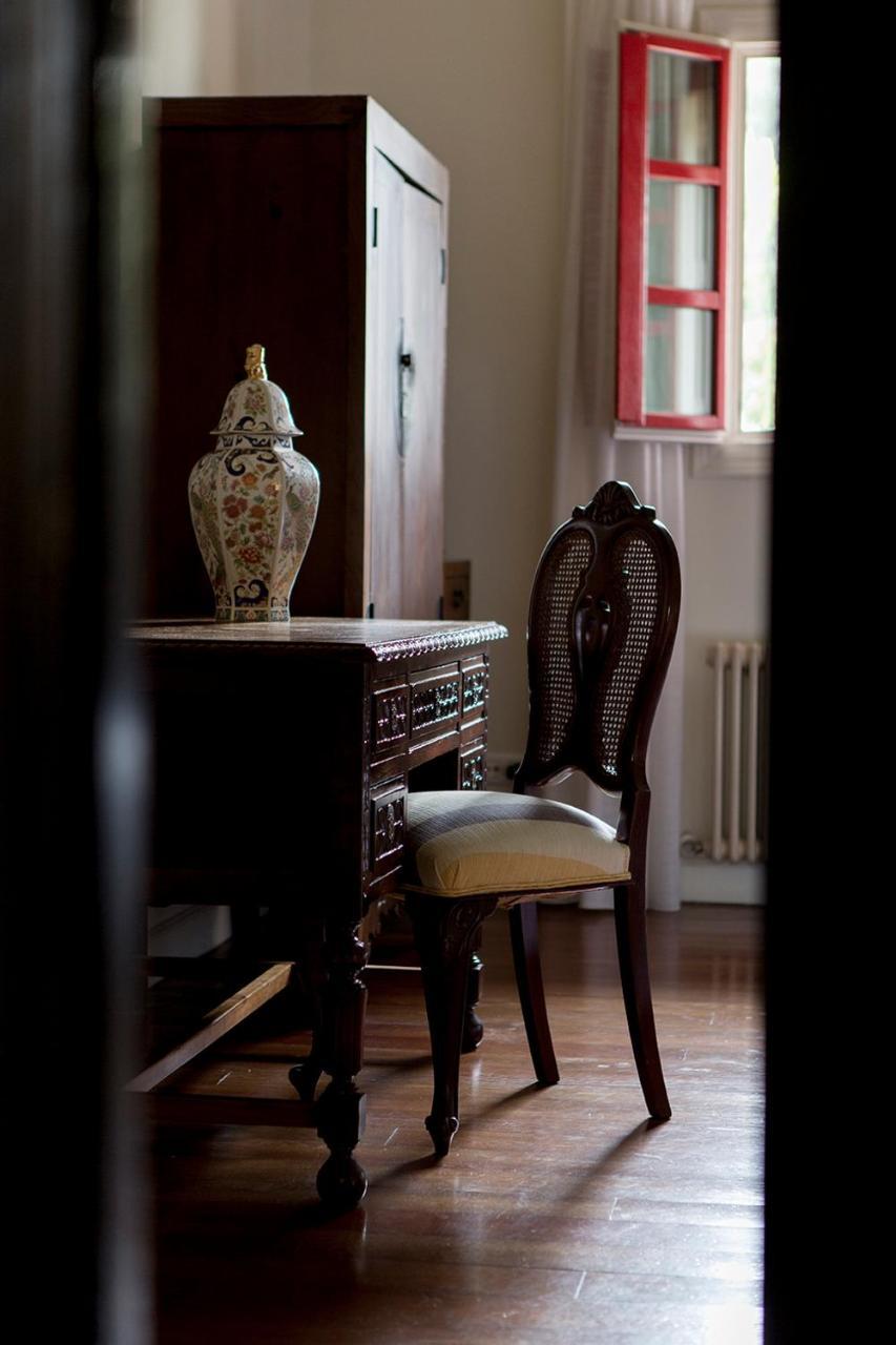 Hotel Iraragorri Galdakao Bagian luar foto